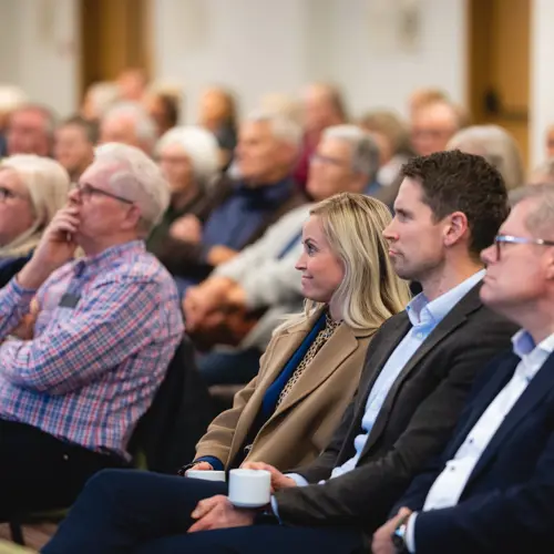 2022 Við Lifum Lengur E